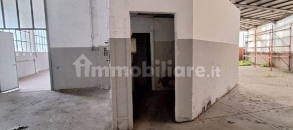 Склад с 5 комнатами в Лумедзане, Италия № 6467 4