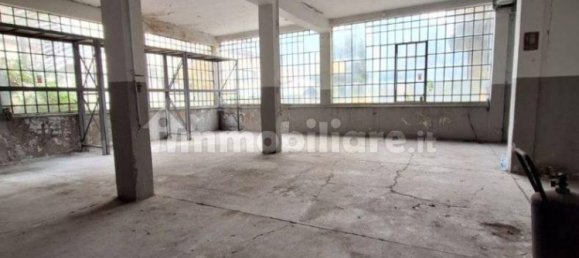 Склад с 5 комнатами в Лумедзане, Италия № 6467 27