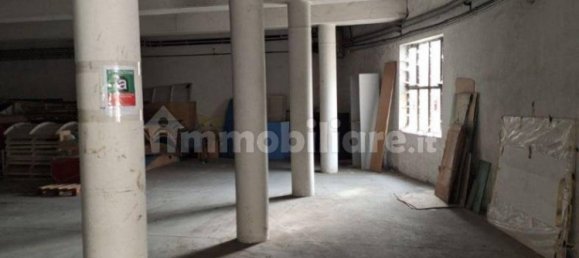 Склад с 5 комнатами в Лумедзане, Италия № 6467 30