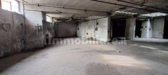 Склад с 5 комнатами в Лумедзане, Италия № 6467 43