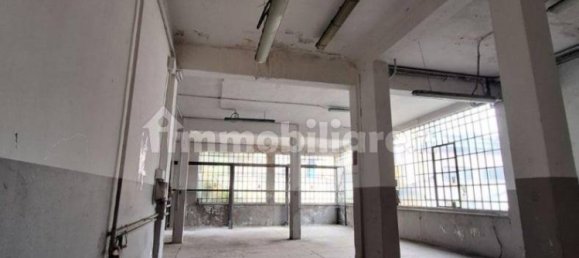 Склад с 5 комнатами в Лумедзане, Италия № 6467 8