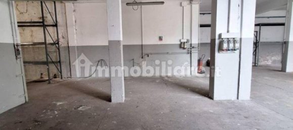 Склад с 5 комнатами в Лумедзане, Италия № 6467 50