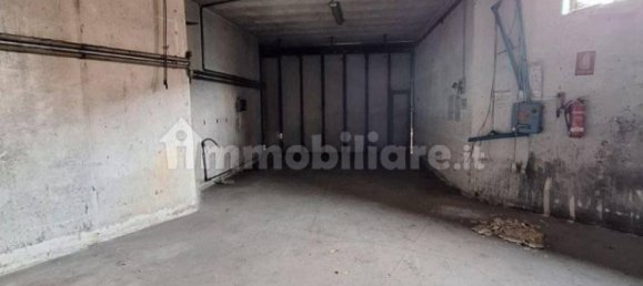 Склад с 5 комнатами в Лумедзане, Италия № 6467 40