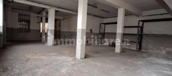 Склад с 5 комнатами в Лумедзане, Италия № 6467 32