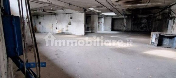 Склад с 5 комнатами в Лумедзане, Италия № 6467 44