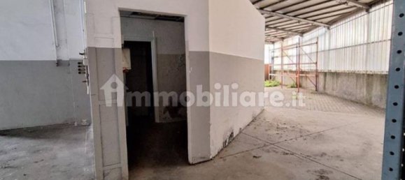 Склад с 5 комнатами в Лумедзане, Италия № 6467 5