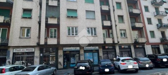 4 bedrooms Apartment in Milan, Italy No. 376735 13