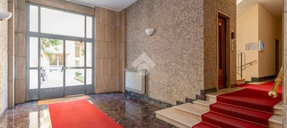 4 bedrooms Apartment in Milan, Italy No. 376735 15