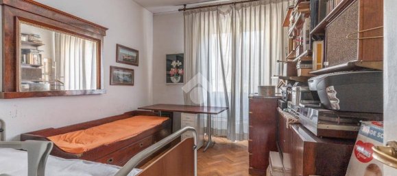 4 bedrooms Apartment in Milan, Italy No. 376735 39