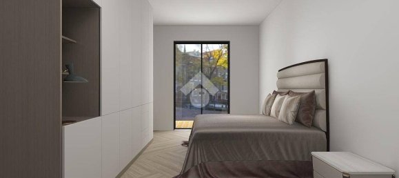 4 bedrooms Apartment in Milan, Italy No. 376735 5