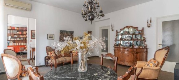 4 bedrooms Apartment in Milan, Italy No. 376735 27