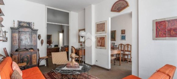 4 bedrooms Apartment in Milan, Italy No. 376735 21