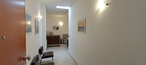 3 bedrooms Apartment in Oria, Italy No. 337111 6