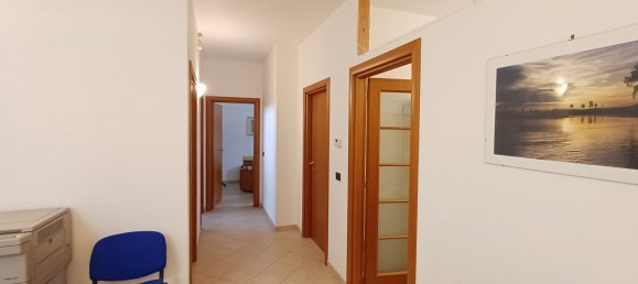 3 bedrooms Apartment in Oria, Italy No. 337111 10