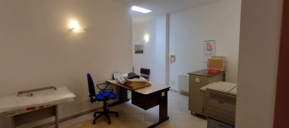 3 bedrooms Apartment in Oria, Italy No. 337111 7