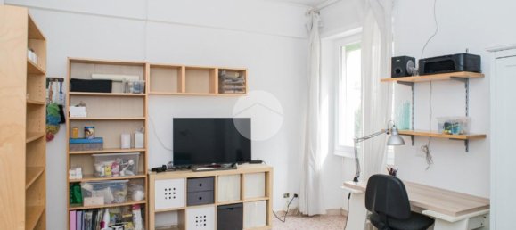 2 bedrooms Apartment in Rome, Italy No. 316267 4