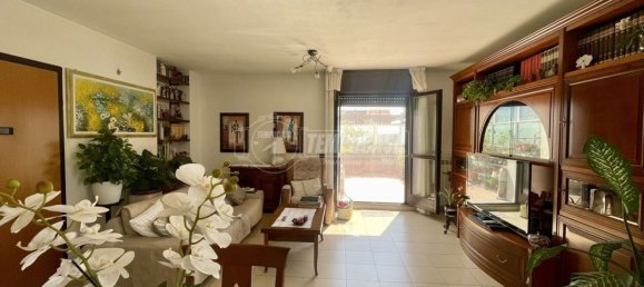 Apartamento de 4 divisões em Pieve Emanuele, Italy N.º 132310 5