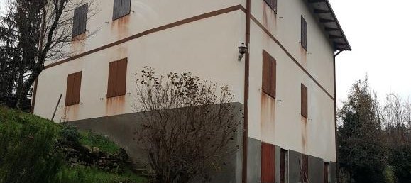 8 rooms Apartment in Montese, Italy No. 236192 4