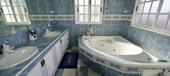 4 Schlafzimmer Villa in Adeje, Spain, Nr. 26583 10