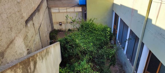 9 rooms House in Quartu Sant'Elena, Italy No. 178664 5