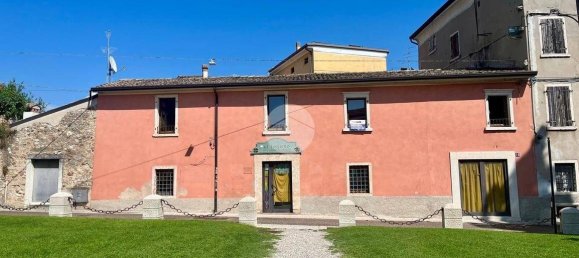 129m² Commercial property in Caprino Veronese, Italy No. 293459 8