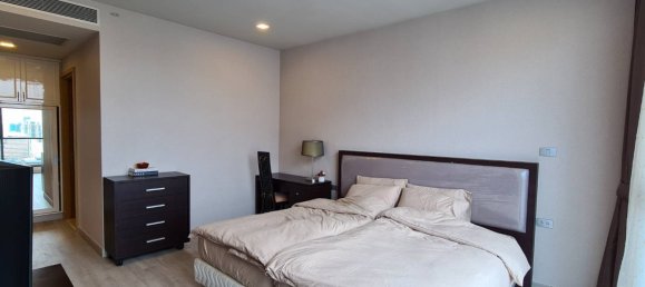 3 bedrooms Condo in Bangkok, Thailand No. 6653 8