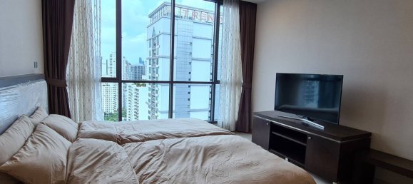 3 bedrooms Condo in Bangkok, Thailand No. 6653 6