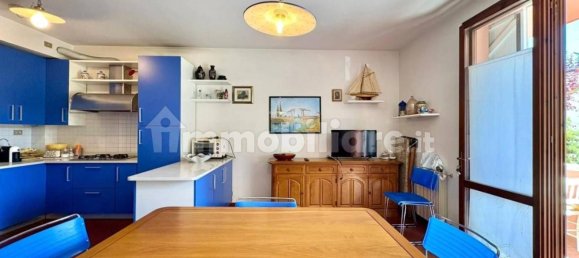 2 bedrooms House in Massa, Italy No. 355246 21