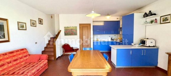 2 bedrooms House in Massa, Italy No. 355246 4