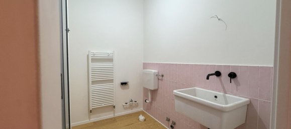 3 bedrooms Apartment in Bologna, Italy No. 376793 15