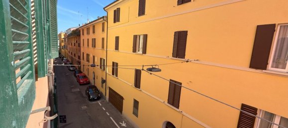3 bedrooms Apartment in Bologna, Italy No. 376793 6