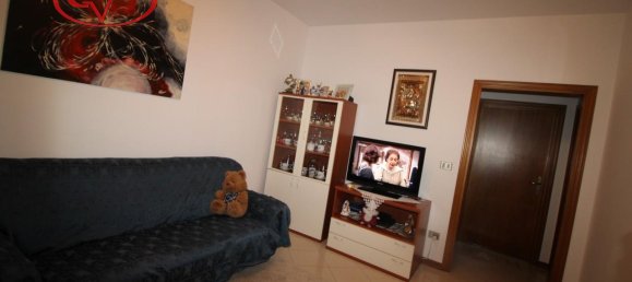 3 rooms House in Bucine, Italy No. 224633 10