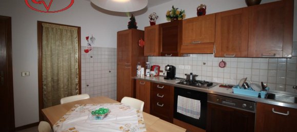 3 rooms House in Bucine, Italy No. 224633 2