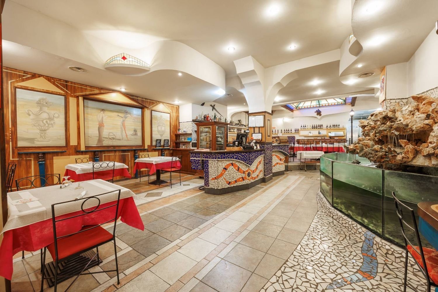 Gewerbliche Immobilie in Turin, Italy 345m², Nr. 194818