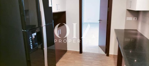 3 bedrooms Townhouse in Al Reem Island, UAE No. 17292 5