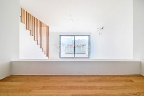 2 bedrooms Duplex in Matosinhos, Portugal No. 268382