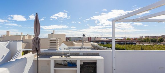 Villa de 3 dormitorios en Los Montesinos, Spain No. 154648 32