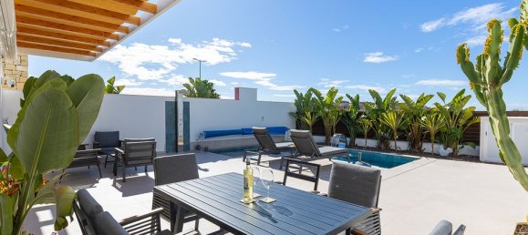 Villa de 3 dormitorios en Los Montesinos, Spain No. 154648 5