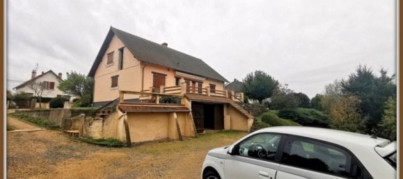 3 Schlafzimmer Haus in Saint-Amand-Montrond, France, Nr. 85014 2