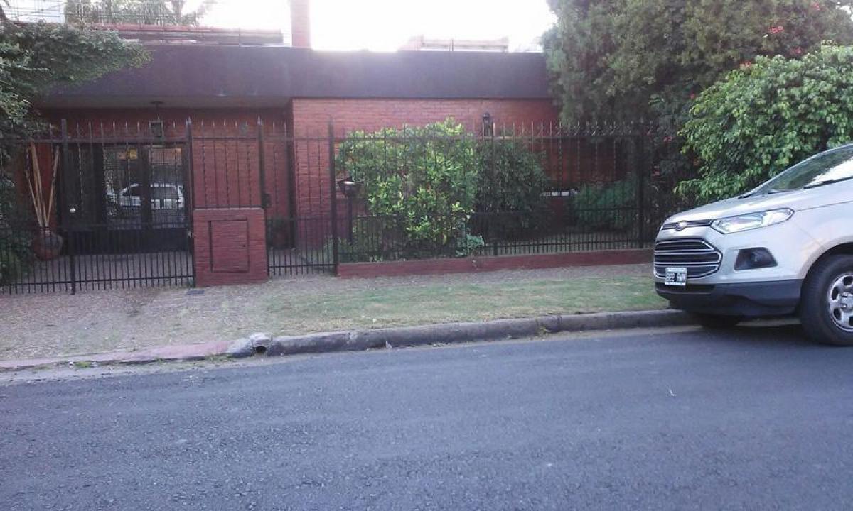 Дом с 3 спальнями в Bermudez, Аргентина № 1200