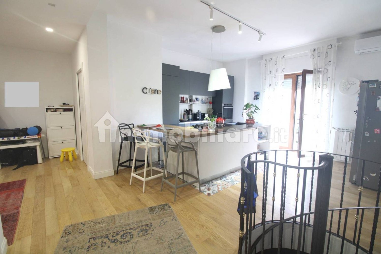 3 bedrooms Apartment in Rome, Italy No. 333651