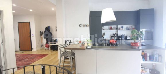 3 bedrooms Apartment in Rome, Italy No. 333651 10