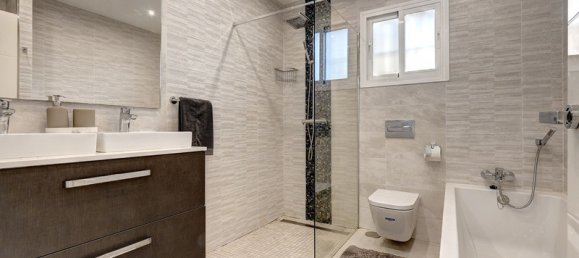 Villa de 3 dormitorios en Fuengirola, Spain No. 125874 15