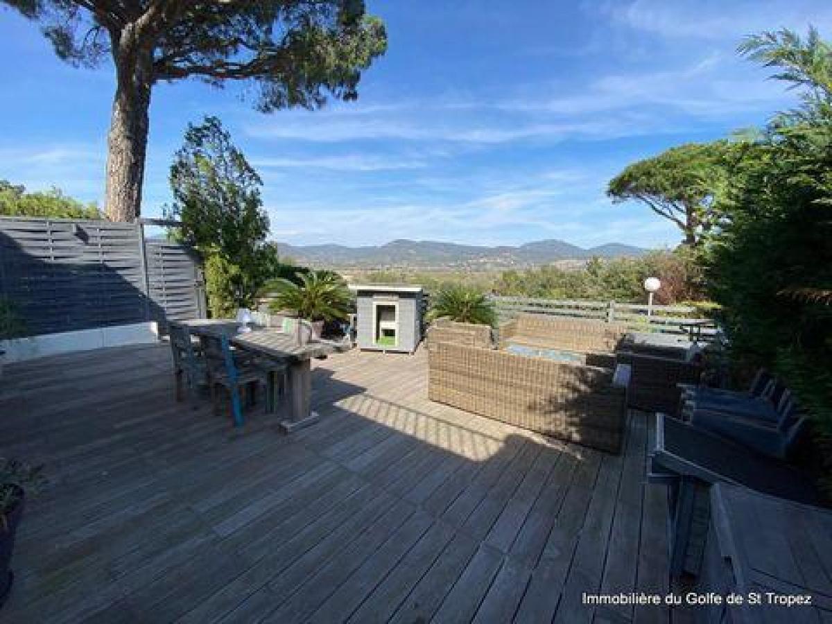 Кондоминиум  с 2 спальнями в Коголен, Франция № 16880