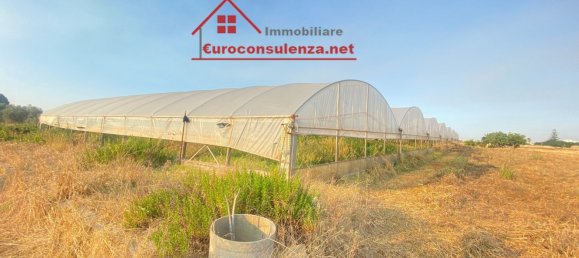 23m² Warehouse in Melissano, Italy No. 326399 6