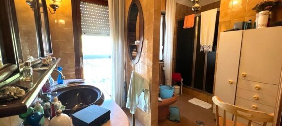 4 rooms House in Barletta, Italy No. 86904 11