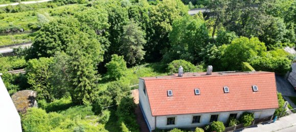  Land in Klosterneuburg, Austria No. 33576 9