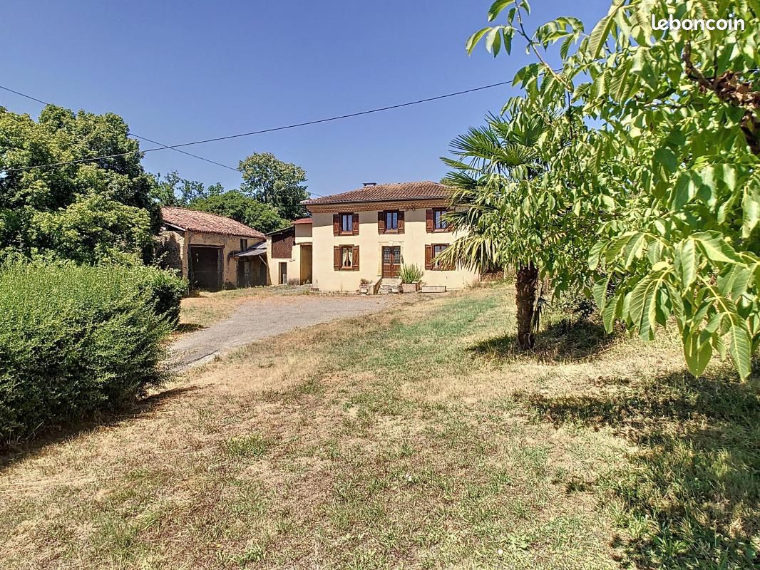 Casa T3 em Mirande, France N.º 202946