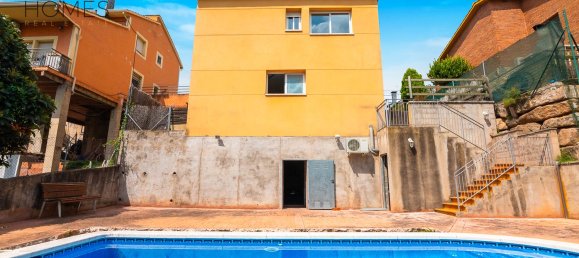 Casa de 3 dormitorios en Barcelona, Spain No. 137346 48