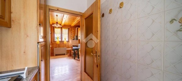 2 bedrooms Apartment in Ronzo-Chienis, Italy No. 281976 4
